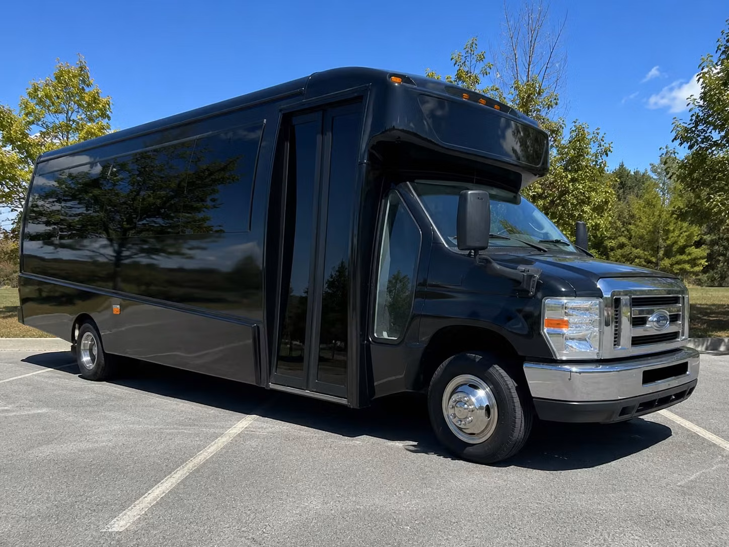 15 passenger minibus