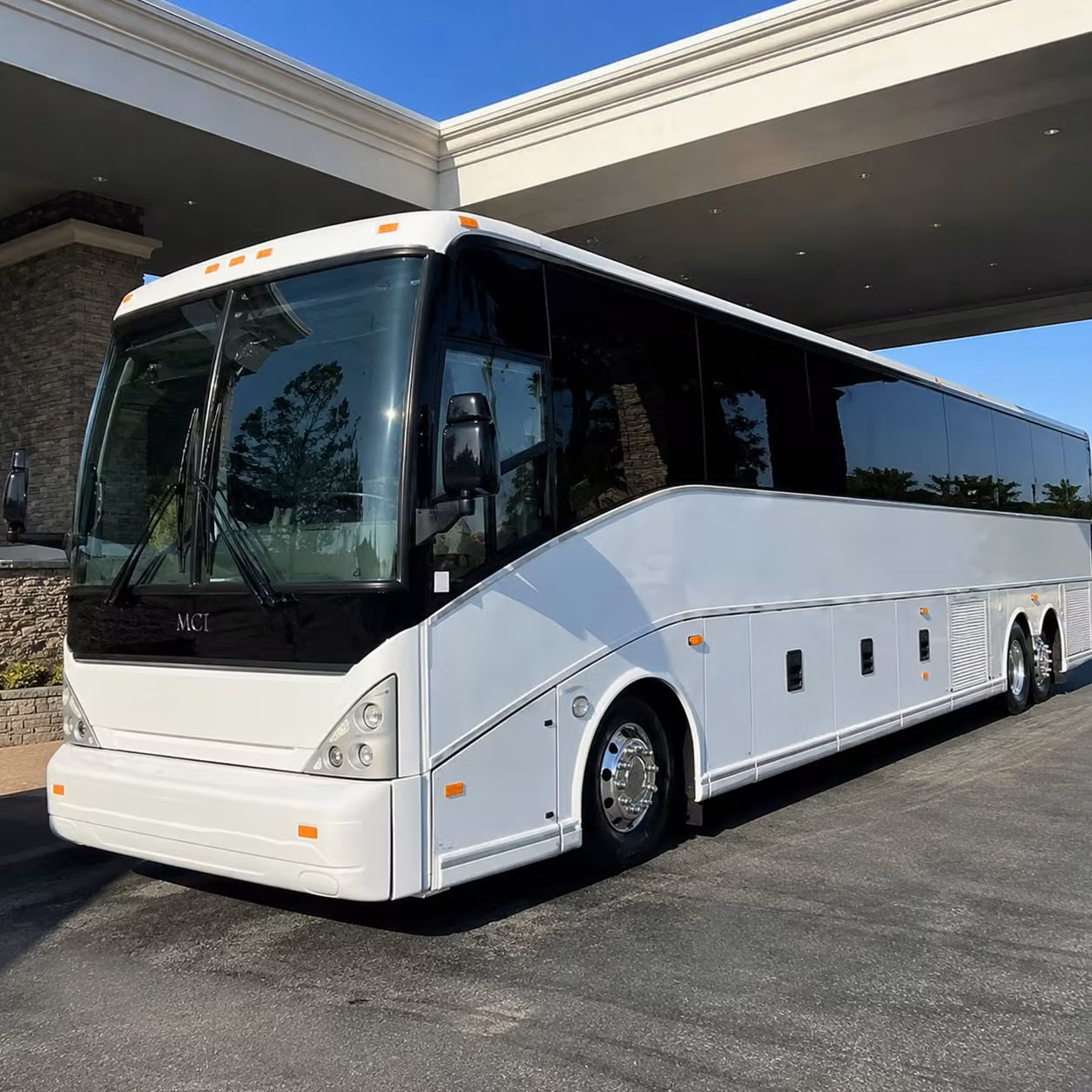 danbury groups rely on charter buses for westchester county airport transfers