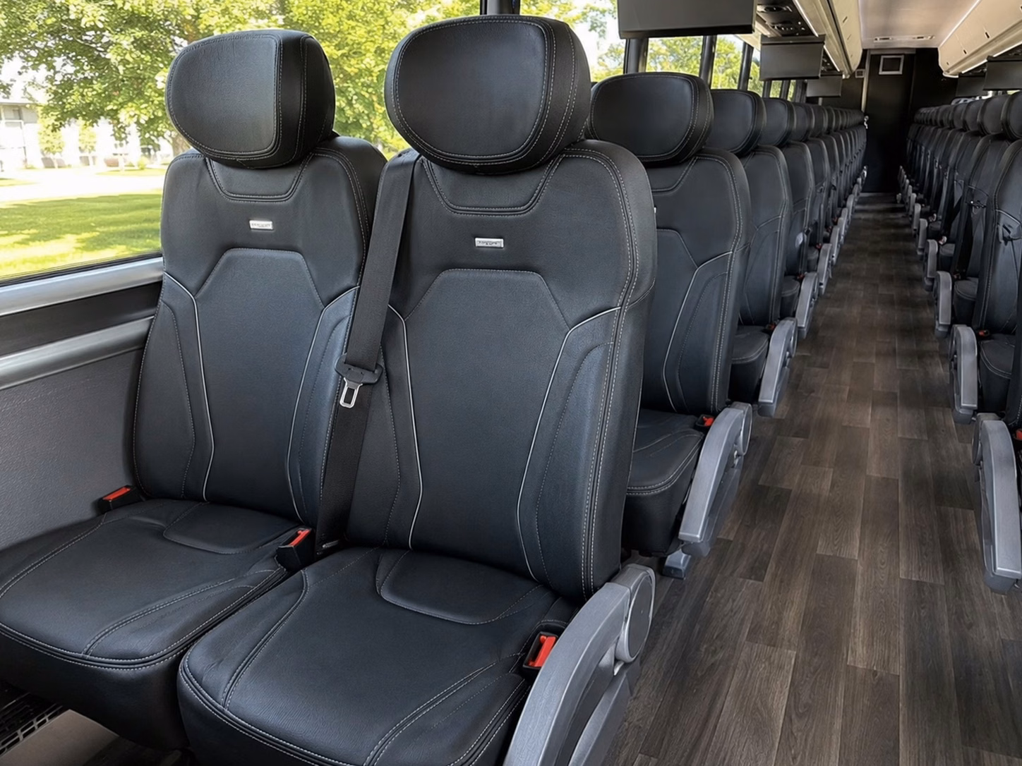 fan bus rentals to new york giants and jets games at metlife stadium