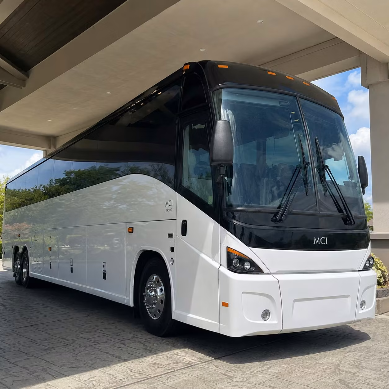 long distance corporate charter bus rentals from danbury
