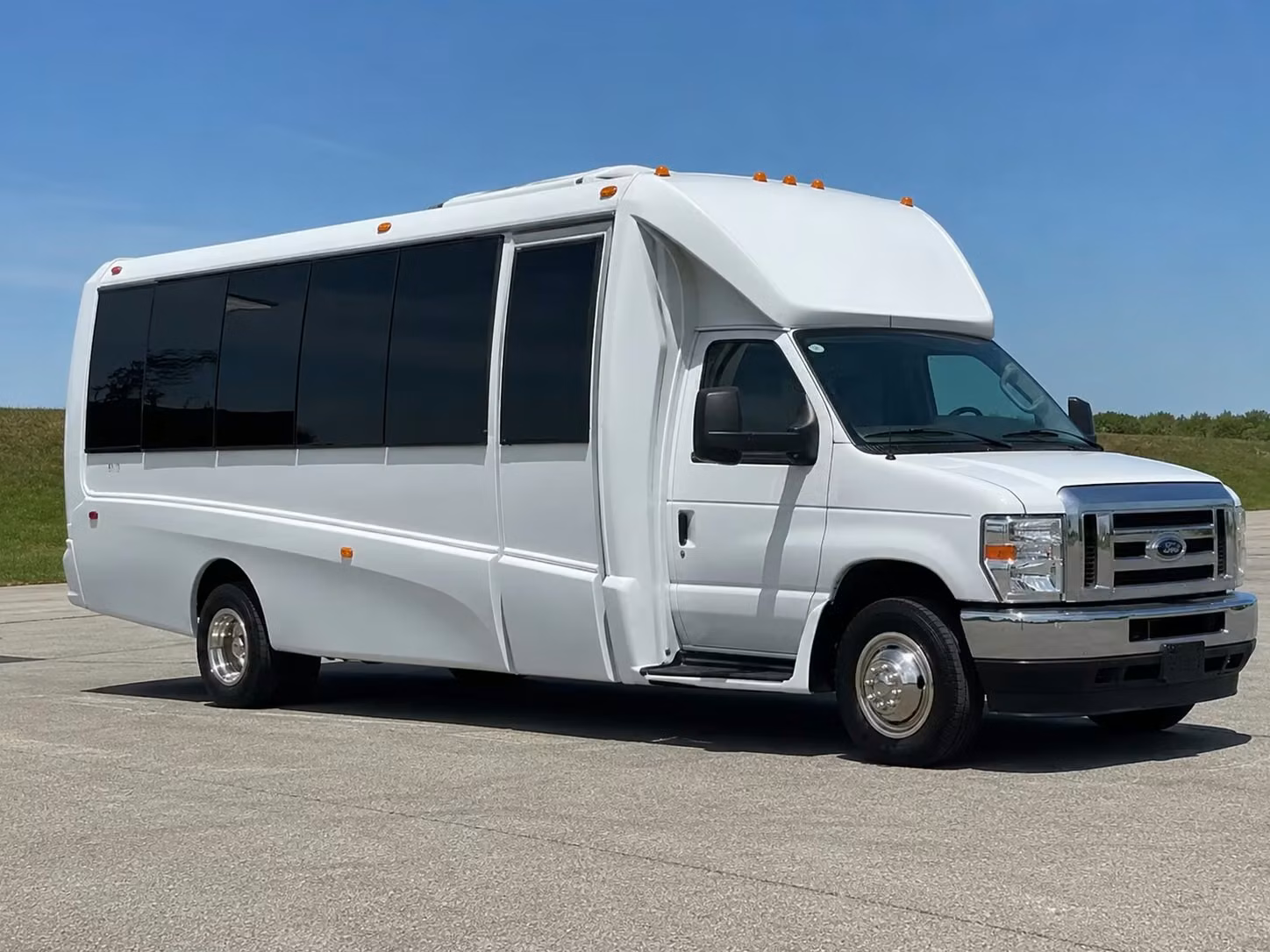 prom homecoming bus rentals in danbury